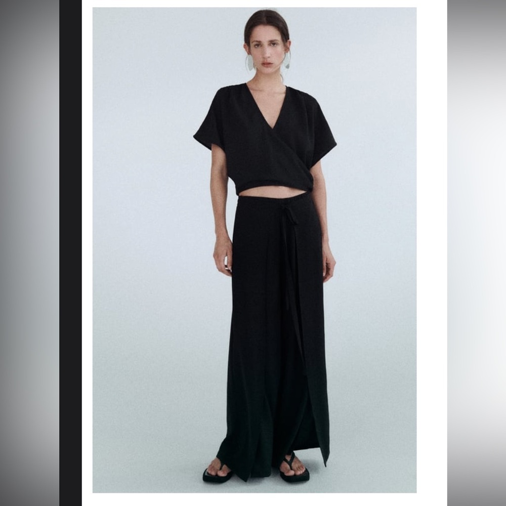 Zara flowy wrap black wrap sleeveless batwing blouse